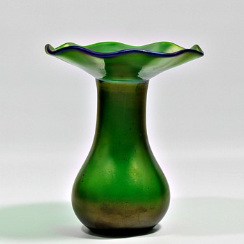 Dresser design for Webb or Loetz? - Art Glass
