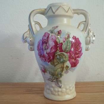 Late 1800 vase - Art Pottery