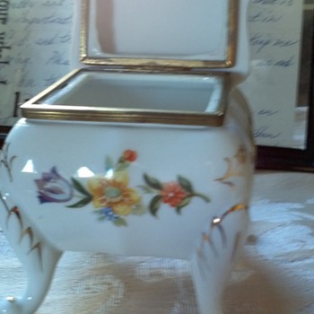Trinket Box - Art Pottery