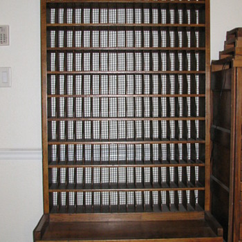 1916 TIGER OAK MAIL SORTER