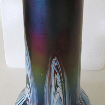 RINDSKOPF PULLED FEATHER - Art Glass