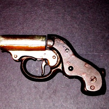 My mystery cast iron (toy?) flare gun? - Toys