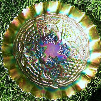 Grape & Cable Bowl - Green
