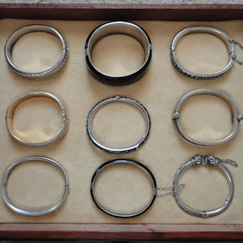 Fitted drawer with my bracelet collection - Fine Jewelry