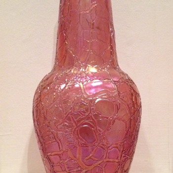 Kralik pink crackle glass vase - Nouveau shape - Art Glass