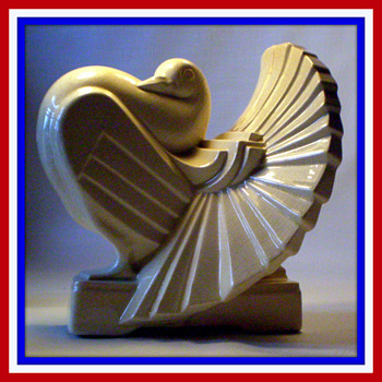RARE FRIE-ONNAING ART DECO MAJOLICA PIGEON - Art Deco