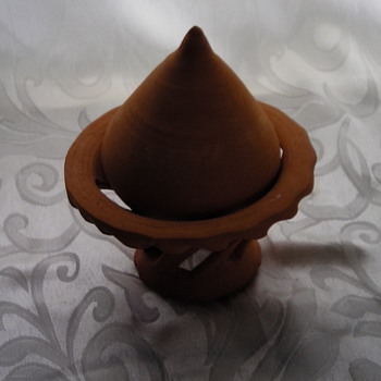 CLAY POTTERY - Pottery