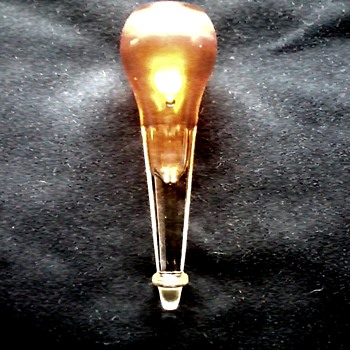 McKee Glass Company 7" Carnival Glass "Limousine or Car Vase"/Used in 20's Model T Ford-30's Nash / Circa 1920's-1930's - Glassware