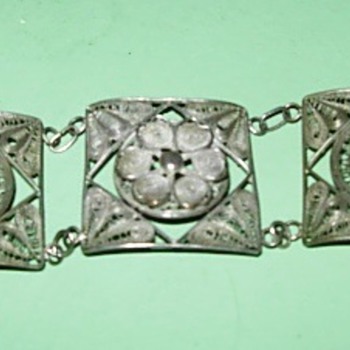 Abuela Leo's filigree bracelet