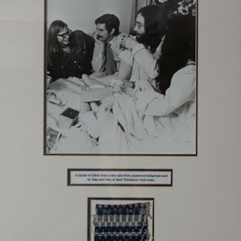 John Lennon's bedspread... - Music