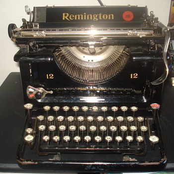 1925 Remington 12 desktop typewriter - Office