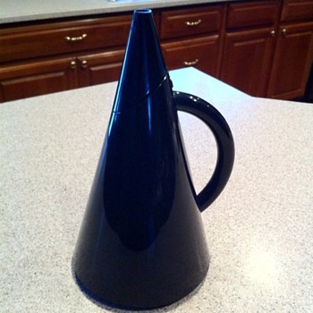 BodaNova water thermos designed by Ulf Hanses in the 1980's - Kitchen
