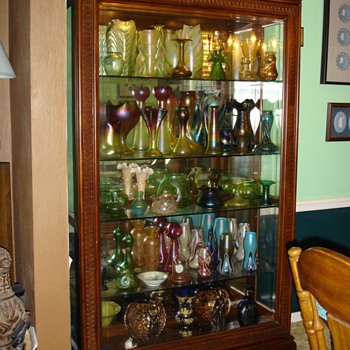 An Answer to Mac's Display Question - Art Glass