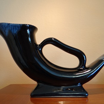 ANNA - VAN BRIGGLE    COLORADO SPRINGS ,CO - USA  - Art Pottery