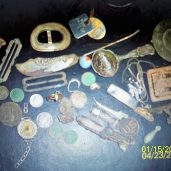 SOME MORE 2011 METAL DETECTOR FINDS...IMMEDIATELY AFTER WINTER THAW 2011