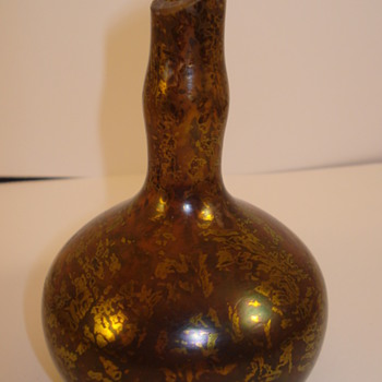 Small amber metallic iridescent vase - Art Glass