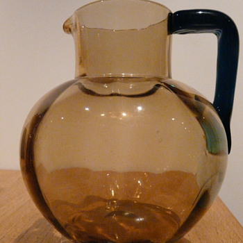 CZECH JUG - HARRACH? - Art Glass