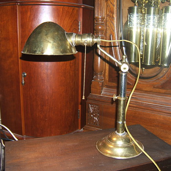 B&H BANKERS DESK LAMP - Lamps