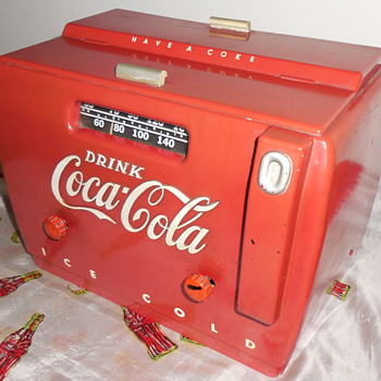1950 Coca-Cola Cooler Radio - Coca-Cola