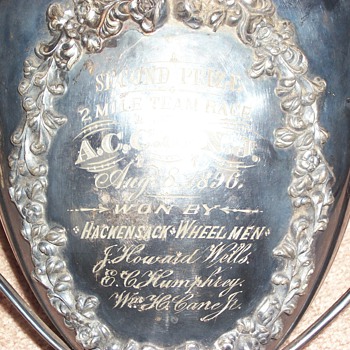 Trophy Topper