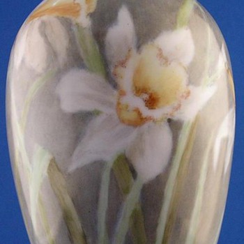 Rosenthal Daffodil Motif Vase (c.1901-1956) - Art Pottery