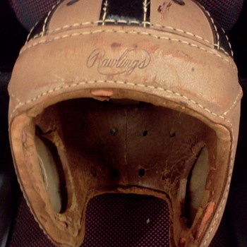 1930'S RAWLINGS FOOTBALL HELMET