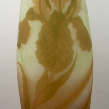 Loetz Cameo Vase signed "Richard et Cie", PN II-8321, ca. 1920s - Art Glass