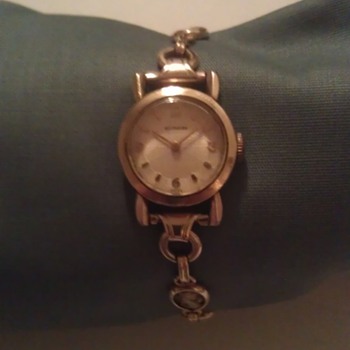 wittnauer ladies cameo watch
