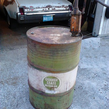1960s Quaker State Drum w/ 1930s hand pump