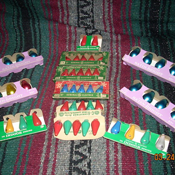 Some diffrent samples of G.E. christmas light packaging over the years