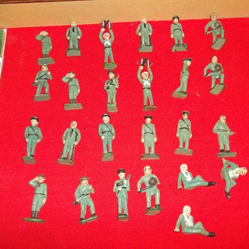 CAST TOY SOLDIERS