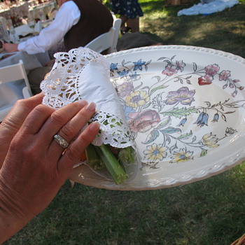 Gatsby Summer Afternoon — Beautiful picnic spread - Art Deco