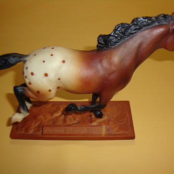 BREYER HORSE - Animals