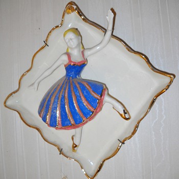 THE DANCERS WALL PLAQUES - Art Pottery