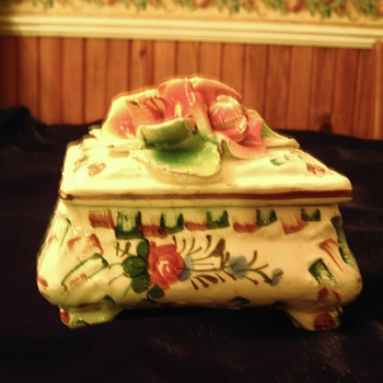 Porcelin Trinket Box - Italy - Art Pottery