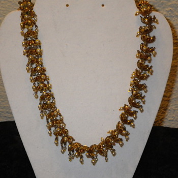 Super unique looking necklace!