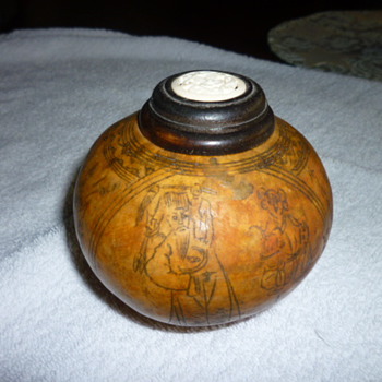 Oriental potpourri holder - Asian