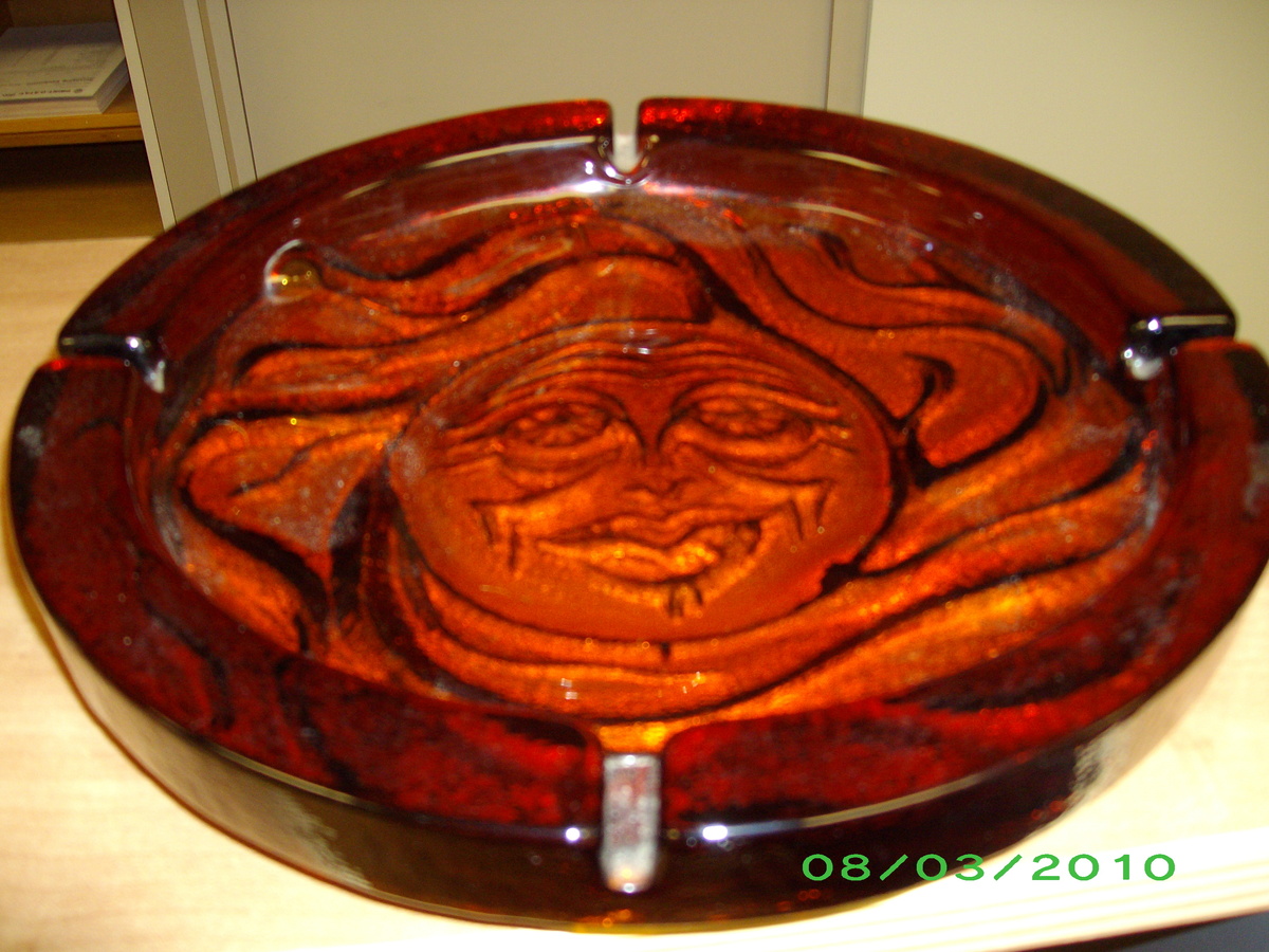 ANTIQUE GLASS ASHTRAY Collectors Weekly