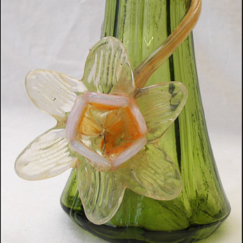 Kralik Flower Vase - Art Glass