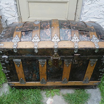 Antique Trunk Painted Black Refinished Circa 1880's - Furniture