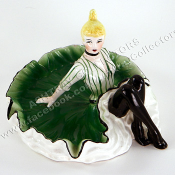 Irish Can-Can Dancer Ashtray - Tobacciana