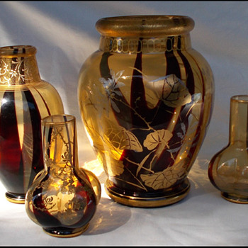 4 FABULOUS HARRACH VASES - Art Glass