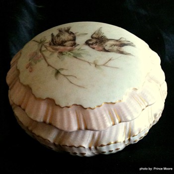 I think this is a TRINKET BOWL maybe from the 1800's