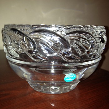 8" crystal dolphin bowl