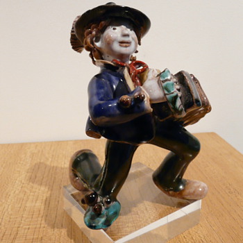 LEOPOLD ANZENGRUBER 1912 - 1979  - Art Pottery