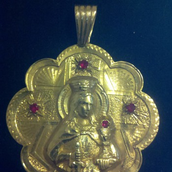 gold mary pendent - Fine Jewelry
