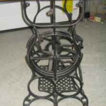 Sewing Machine Base - Table