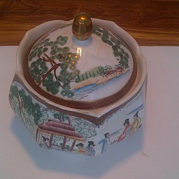 ginger jar?? - Pottery