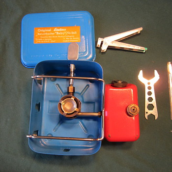VINTAGE ENDERS STOVE '' BABY'' 263 