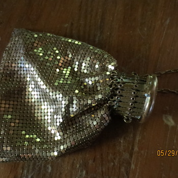 gold flapper purse - Bags